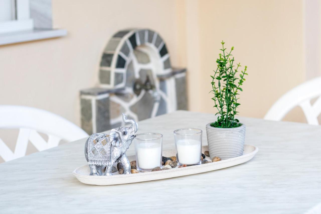 Silene Luxury Apartment Néa Péramos Esterno foto